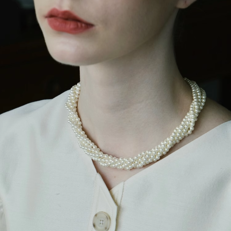 Elizabeth vintage multi-layer pearl necklace imported glass beads multiple wearing methods necklace choker