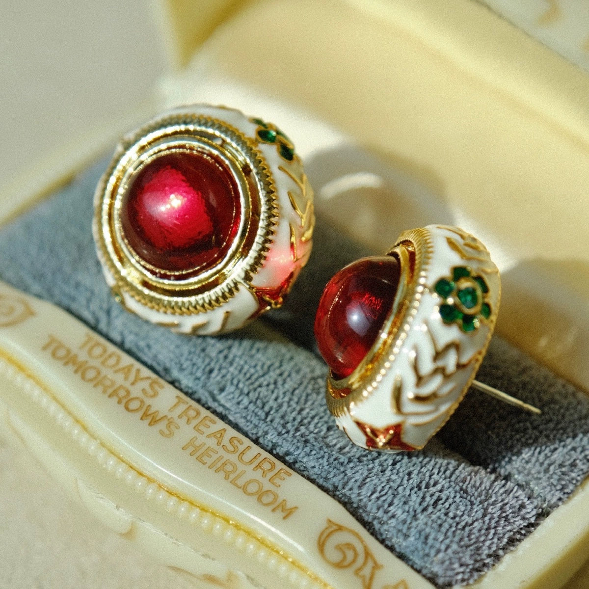 Light jewelry line "Cream Cake" Thai enamel retro ruby round earrings hand-painted holiday New Year gift