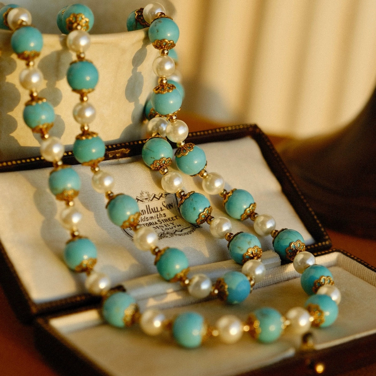 "Flowing Years" turquoise pearl beaded long necklace retro Russian gold autumn and winter sweater chain multiple ways to wear double layer