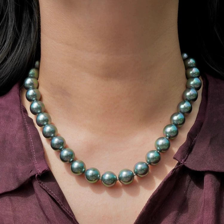 "The Daughter of the Sea" series Tahitian gray-green imported upgraded glass pearl necklace hand-knotted