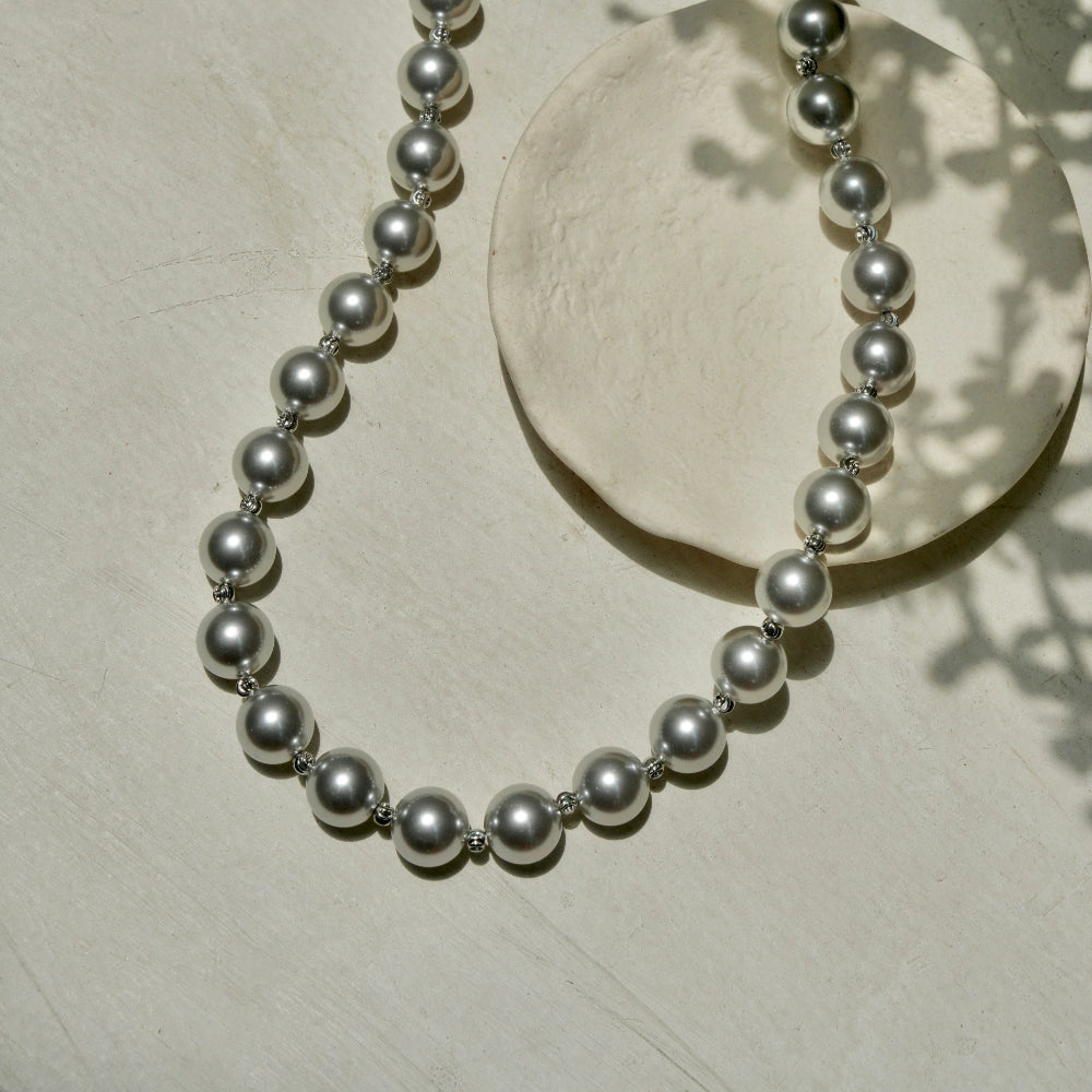 "Silver Light" French medieval style, hemp gray color, glass pearl necklace, silver beads, small interval, adjustable