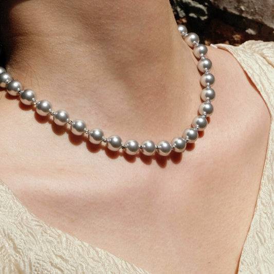 "Silver Light" French medieval style, hemp gray color, glass pearl necklace, silver beads, small interval, adjustable