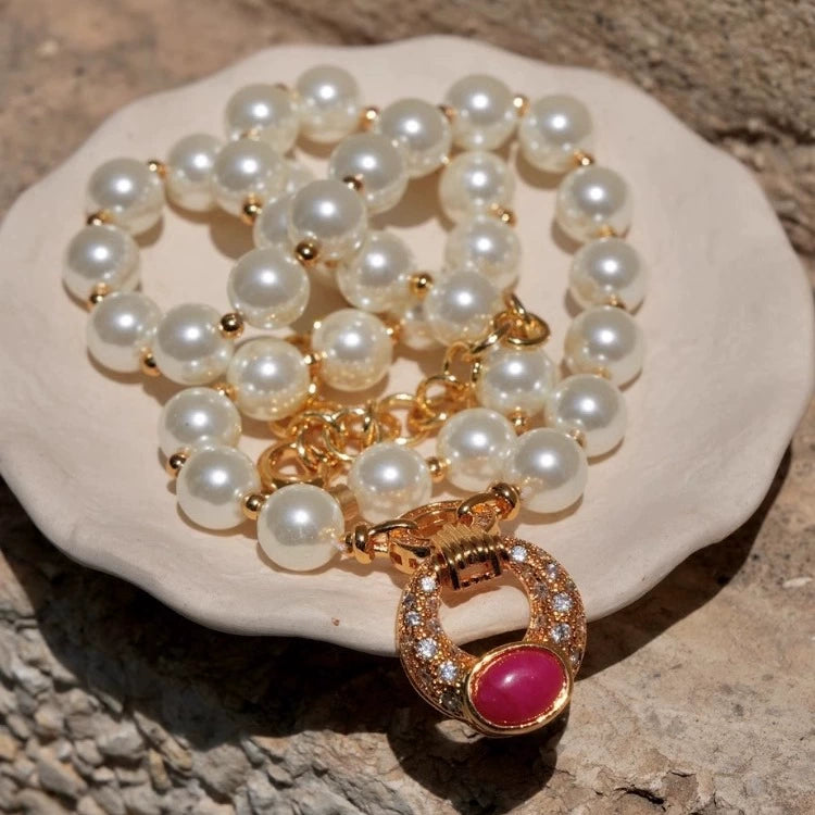 Light jewelry line "Rouge Button" wax inlaid zircon glass pearl necklace pink stone lock palace style suit