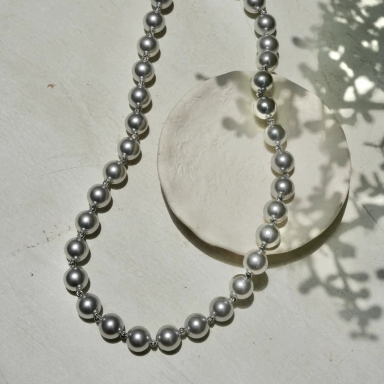 "Silver Light" French medieval style, hemp gray color, glass pearl necklace, silver beads, small interval, adjustable