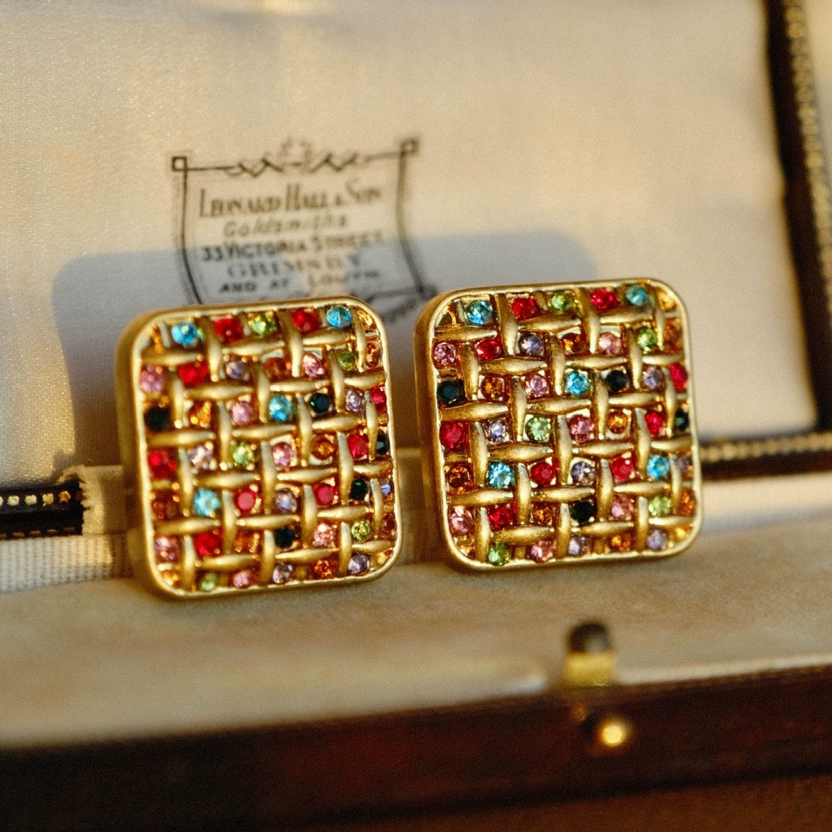 "Popping Candy" Vintage Retro Square Earrings Three-dimensional Weaving Colorful New Year Atmosphere Earrings Ear Clips