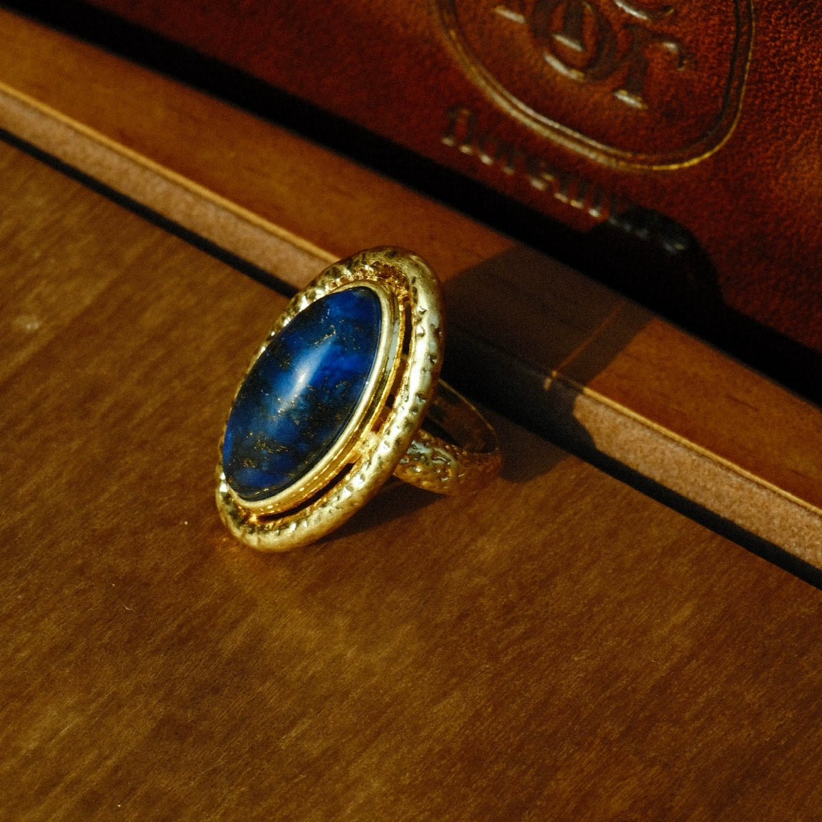 "1970 Blue Lava" Vintage 1970s Van Cleef & Arpels @Bao Natural Lapis Lazuli Ring Vintage Fixed Ring