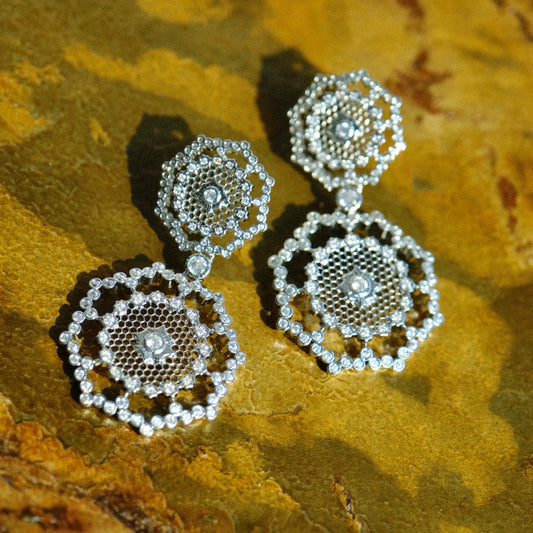 Antique line "Snow Weaving Flower" Butcher @Ti replica lace honeycomb pendant earrings heavy wax inlaid zircon ear clip