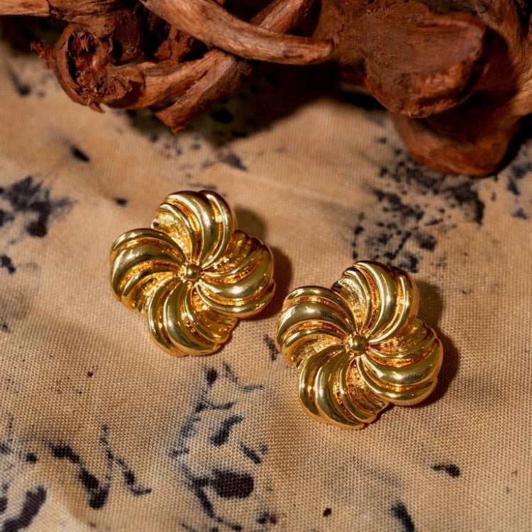 "Golden Windmill" Retro French shiny gold earrings Three-dimensional handmade patterns, high-end temperament, commuting and versatile