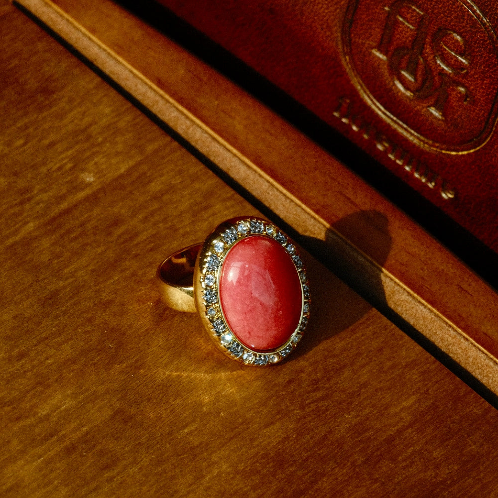 Light Jewelry Line "Hugh Hammersley" Vintage Oval Open Ring Gold and Silver Two-tone Gold-plated Watermelon Red