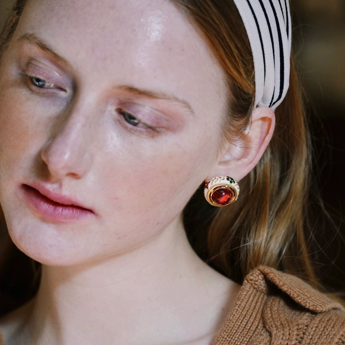 Light jewelry line "Cream Cake" Thai enamel retro ruby round earrings hand-painted holiday New Year gift